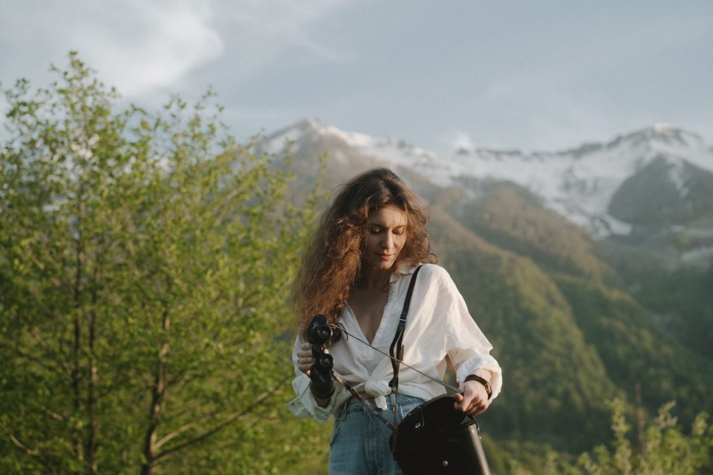 Woman with light and breathable clothing