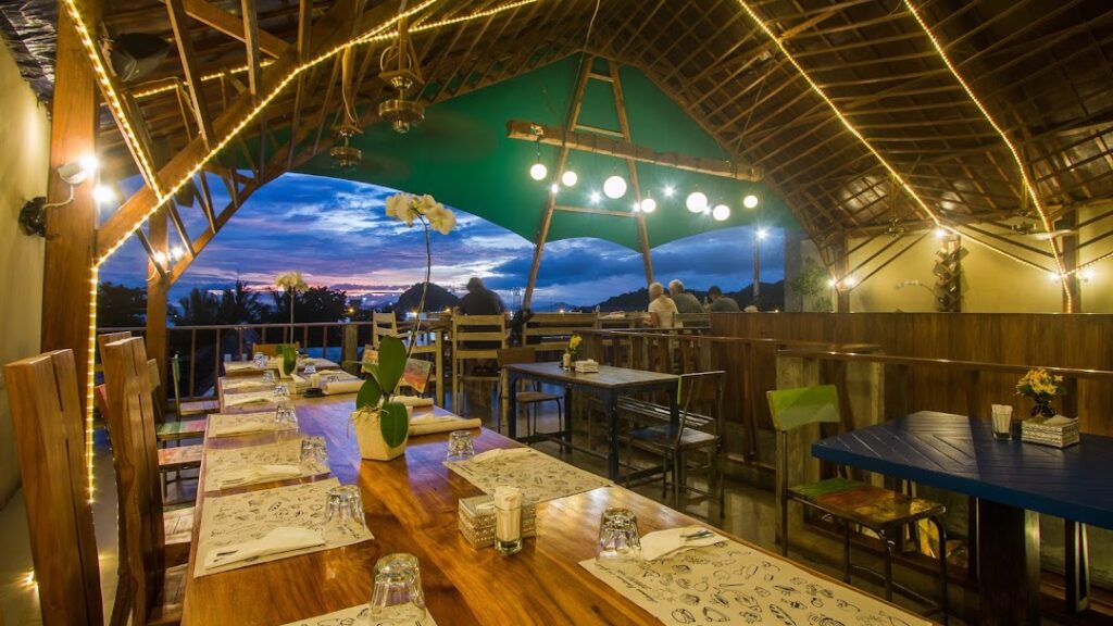 Artomoro Restaurant and Grill