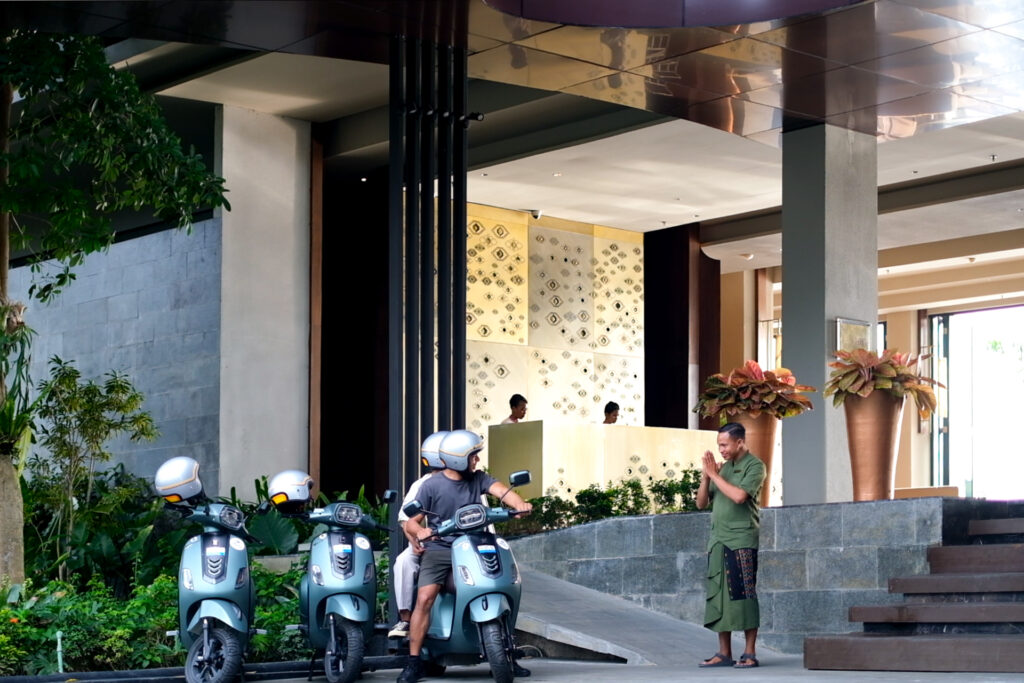 Hotel-In-Labuan-Bajo-Meruorah-Komodo-Labuan-Bajo-3