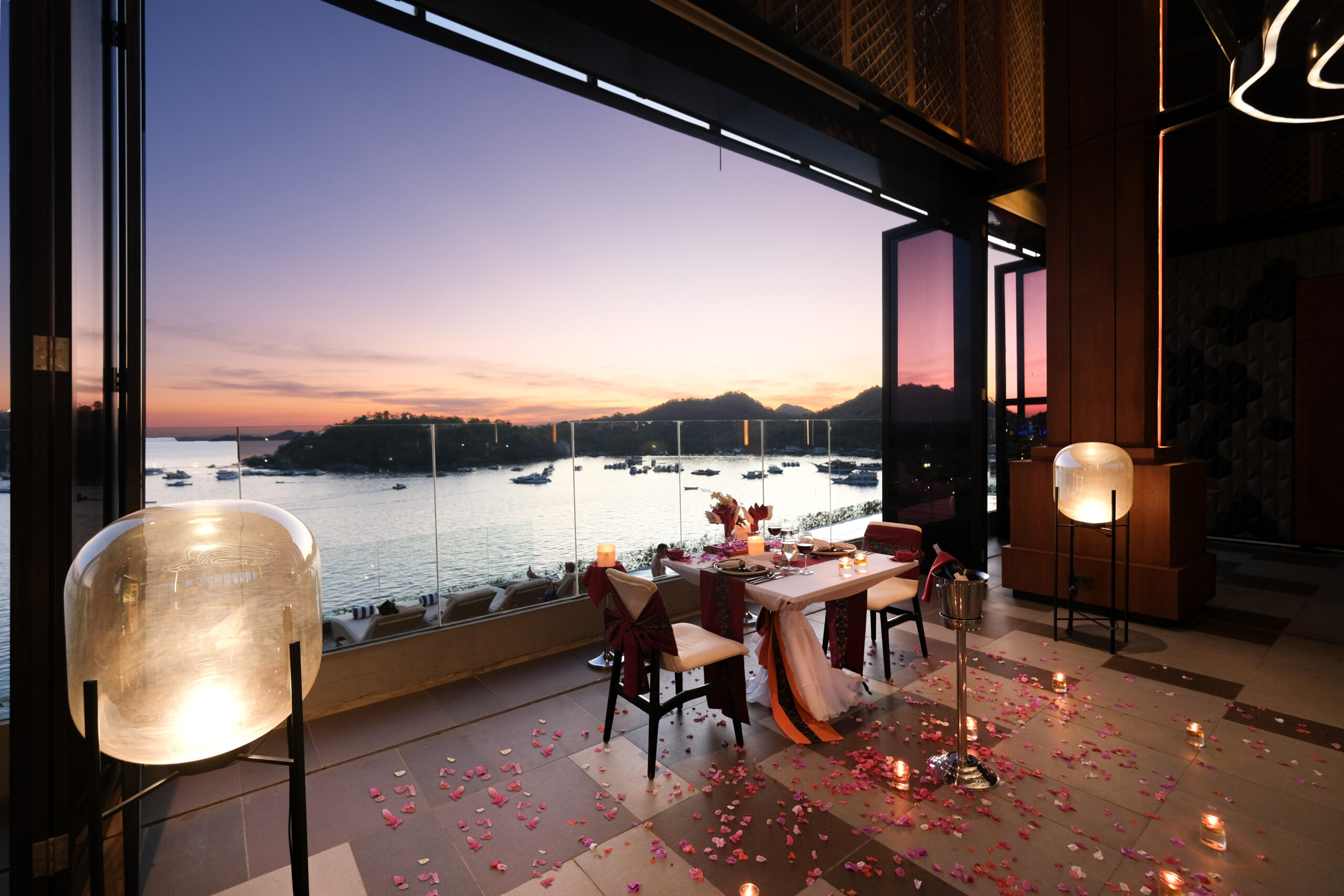 HERO ROMANTIC DINNER SET UP FINAL LOWRESS